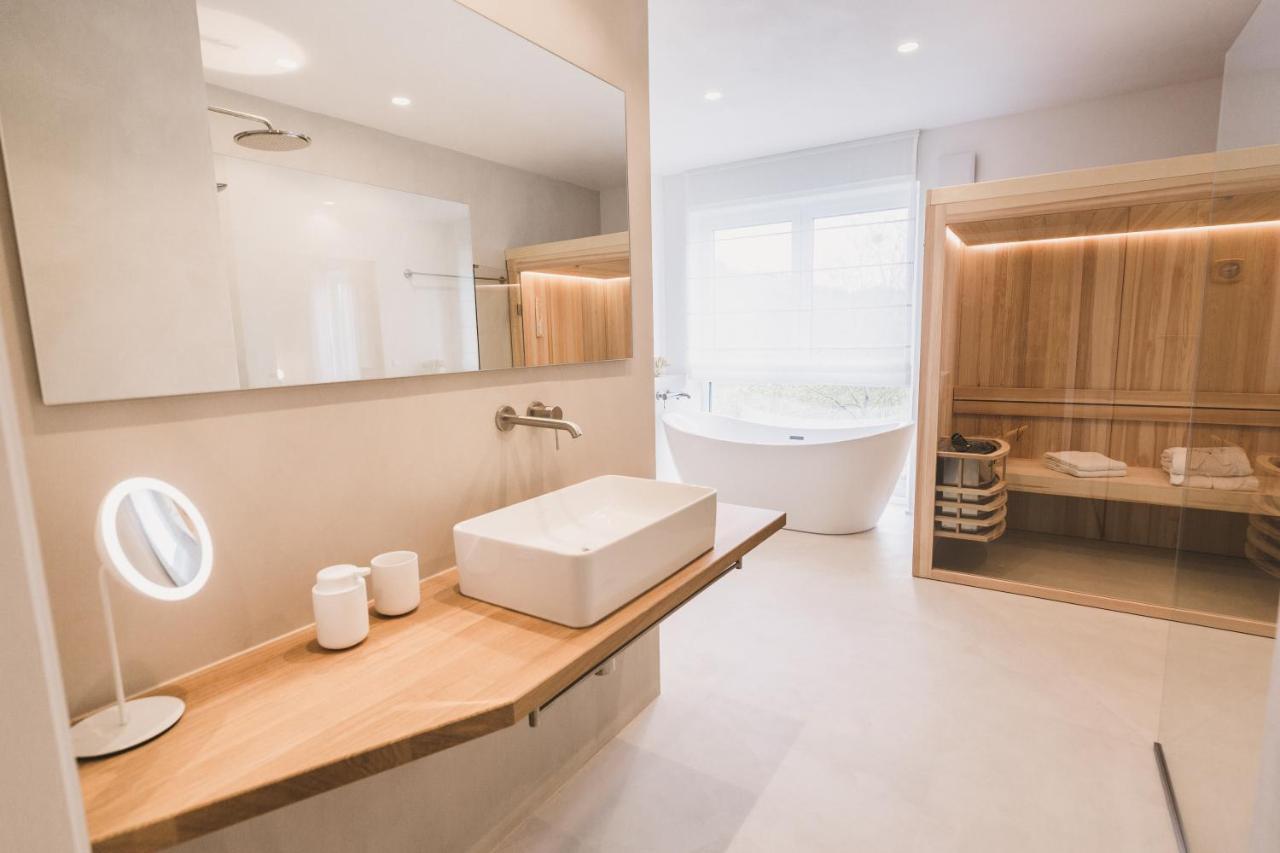 Steillage - Design Moselsuiten Mit Panoramablick Und Spa Brauneberg Exterior foto